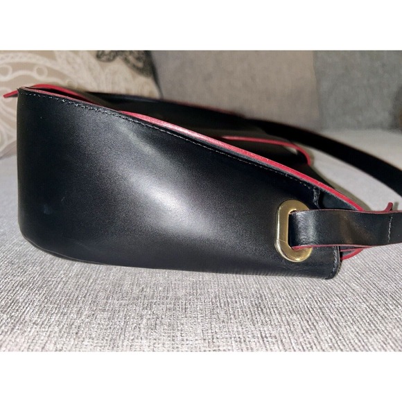 VITTORIA NAPOLI‎  ITALY Saffiano Hard Leather Crossbody Bag Purse Black & Red - Picture 5 of 10